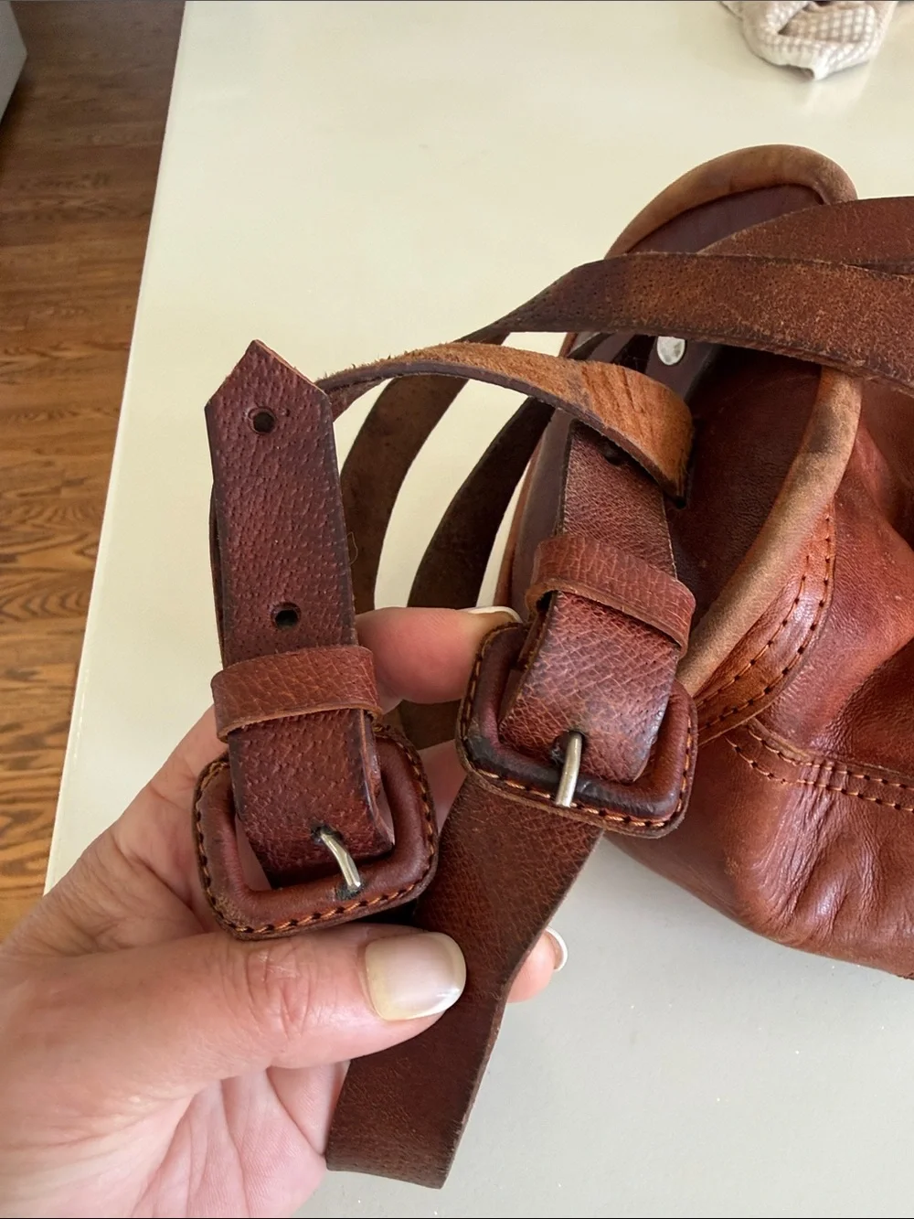 Vintage Brown Leather Drawstring Backpack - Picture 16 of 16